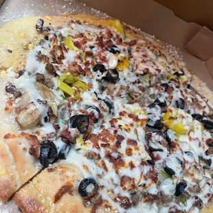 Medium Build your own pizza