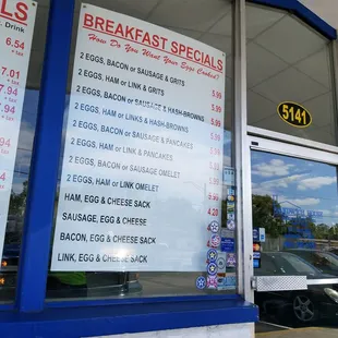 I sropoed by on my way to work for breakfast, but make sure you have some time to spare. Your food is made to order and they are always busy