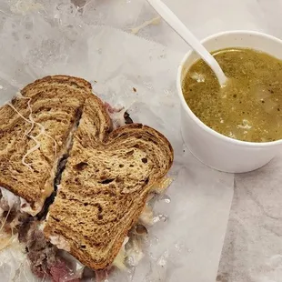 Pastrami Reuben
