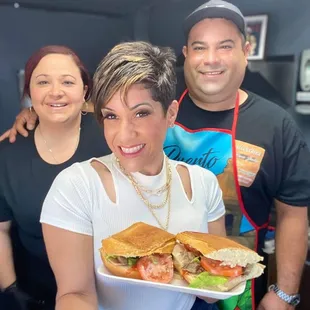 The Tripleta Sandwich presented by Isis Salsa singer