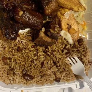 Oxtails Meal with rice and plantain