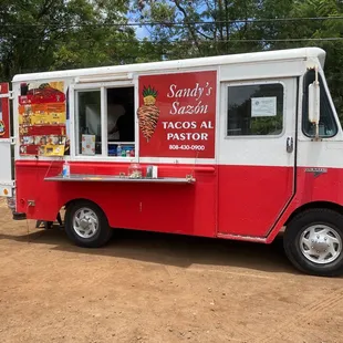 Bellows AFB entrance