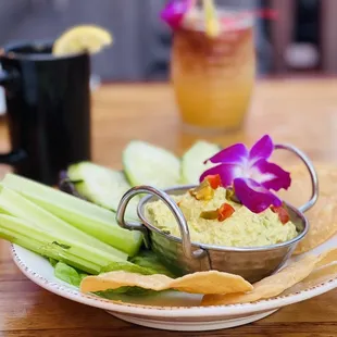 A simple starter with amazing dip sauce. IG@loveplaypeace