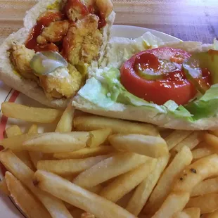 1/2 Shrimp poboy