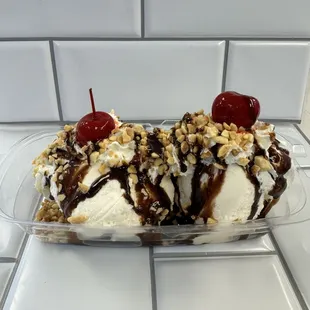Chocolate sundae