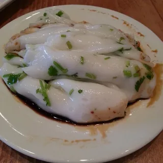 Cilantro Rice Noodle Roll Lunch