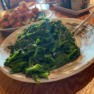 Sauteed Snow Peas Leaves with Roasted Garlic