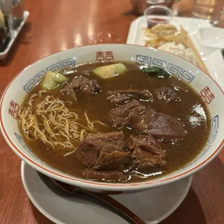 West Lake Beef Soup