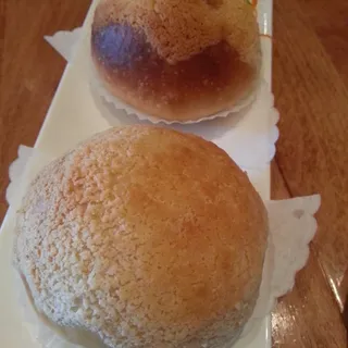 3 Pieces Baked Pineapple Bun