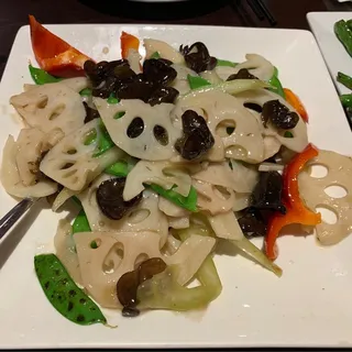 Stir Fried Lotus Root and Celery