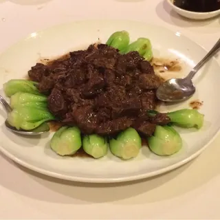 Sauted Baby Bok Choi w. Minced Garlic