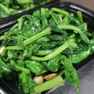 Sauteed Snow Pea Leaves