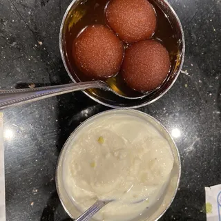 Gulab Jamun - 3 pieces