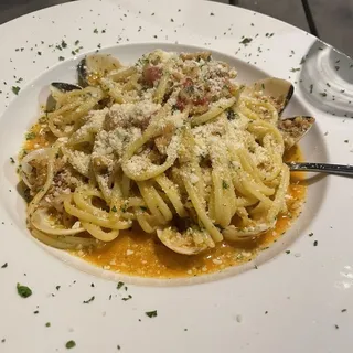 Linguini Con Vongole