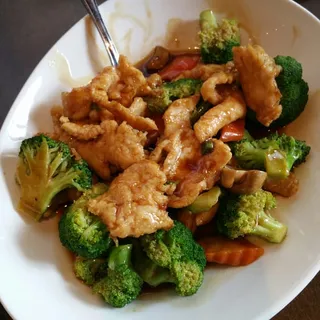 Chicken with Broccoli