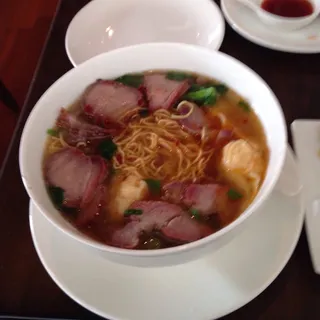 Roasted Pork Noodle Soup with Vegetable