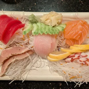 Sashimi plate