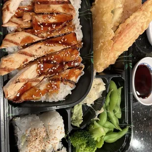 Oriental bento with chicken teriyaki, California roll, shrimp &amp; veggies tempura. Delicious.