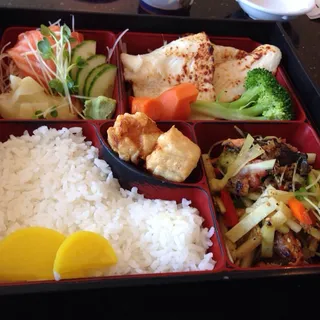 Salmon Skin Salad