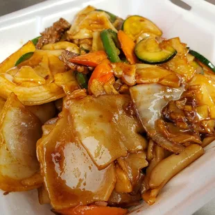 Pad ke mao / drunken noodle