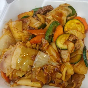 Drunken noodle / pad ke mao