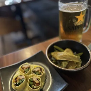 Kinuta (left), Curry Nishin (right) and Sapporo draft beer (back)