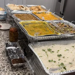 Veg Manchurian, Panner Balti, Steamed Rice, Naan , Dal Tadka