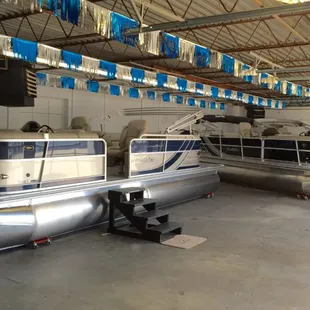Sankeyboats.com Boat Show Room 801 E. Crawford Street Salina, Kansas  67401 www.sankeyboats.com