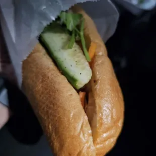 Dac biet banh mi