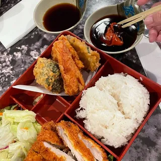 TONKATSU (PORK CUTLET) ENTREE
