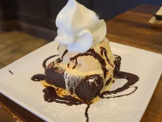 Bakersfield Pizza  & Bar