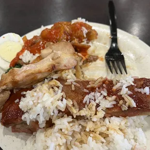 Holly guacamole. Came here zooted out of my mind and I LITERALLY ate all of their almond cookies. 10/10 would come again!