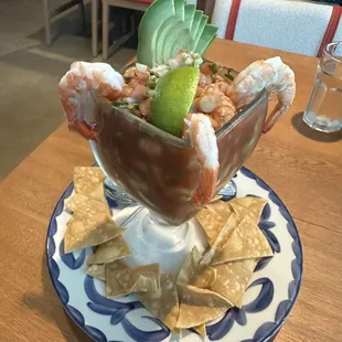 COCTEL DE CAMARONES (gulf shrimp cocktail) $8 happy hour