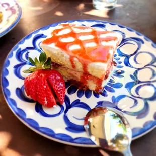 Tres leches cake