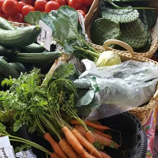 Abundant Harvest Cooperative Table!!