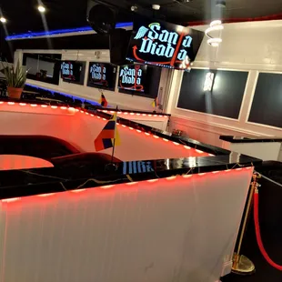 sushi and sashimi, interior