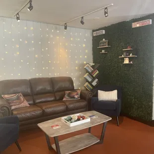 nice couch to hang out and chill