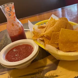 Chips and salsa