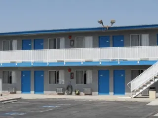 Devonshire Inn Motel