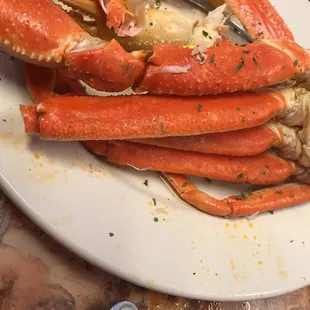 crab legs and potatoes