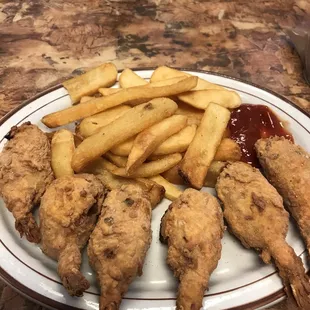 poultry, chicken wings, bbq wings, fried chicken wings, fried chicken, bbq chicken, chicken wings and fried chicken, chicken, food