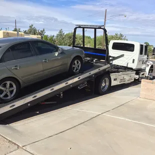 Shae was amazing. Thanks Santa Fe Towing.