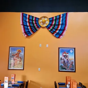 Family dining room art