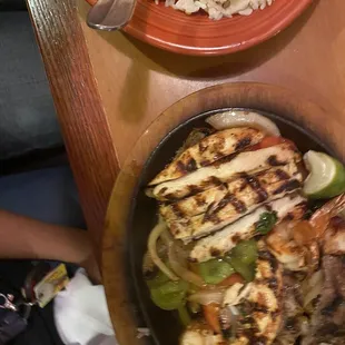 Fajita which has chicken/beef/and cooked veggies