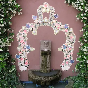 Fountain mural