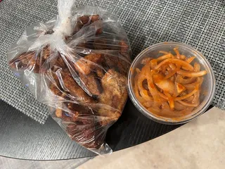 Los Cuates Meat Market