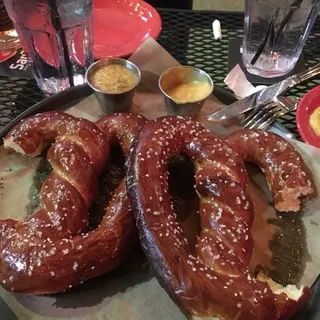 Soft Pub Pretzels (2)