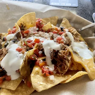 Nachos with shredded carnitas