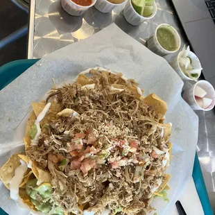 Carnitas nachos