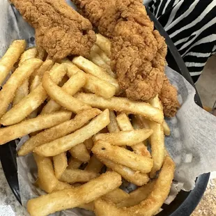 Kid's menu - Chicken Tenders &amp; French Fries